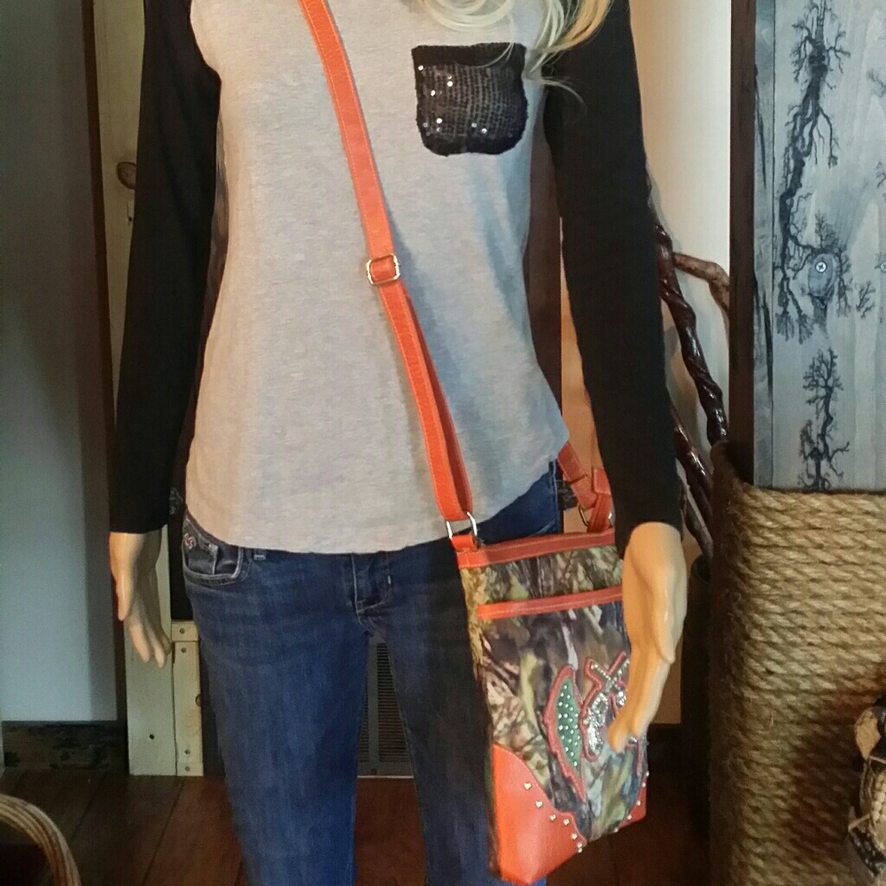 Purse - Picture 2 of 3